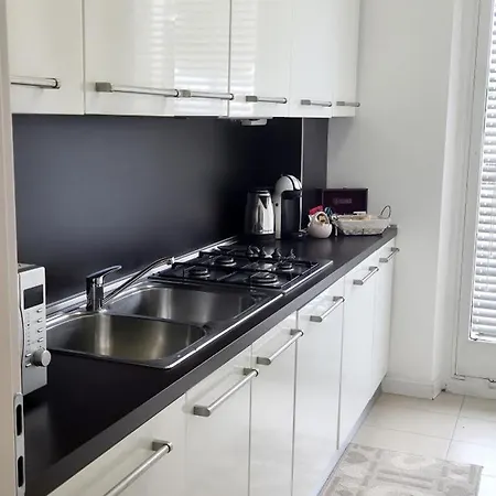 Ponale 52 Bright Apartament